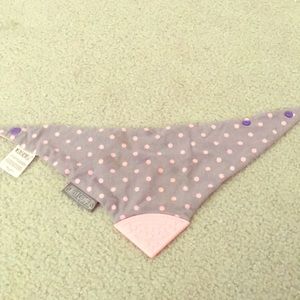 Grey with Pink Polka Dot Cheeky Chompers Neckerche